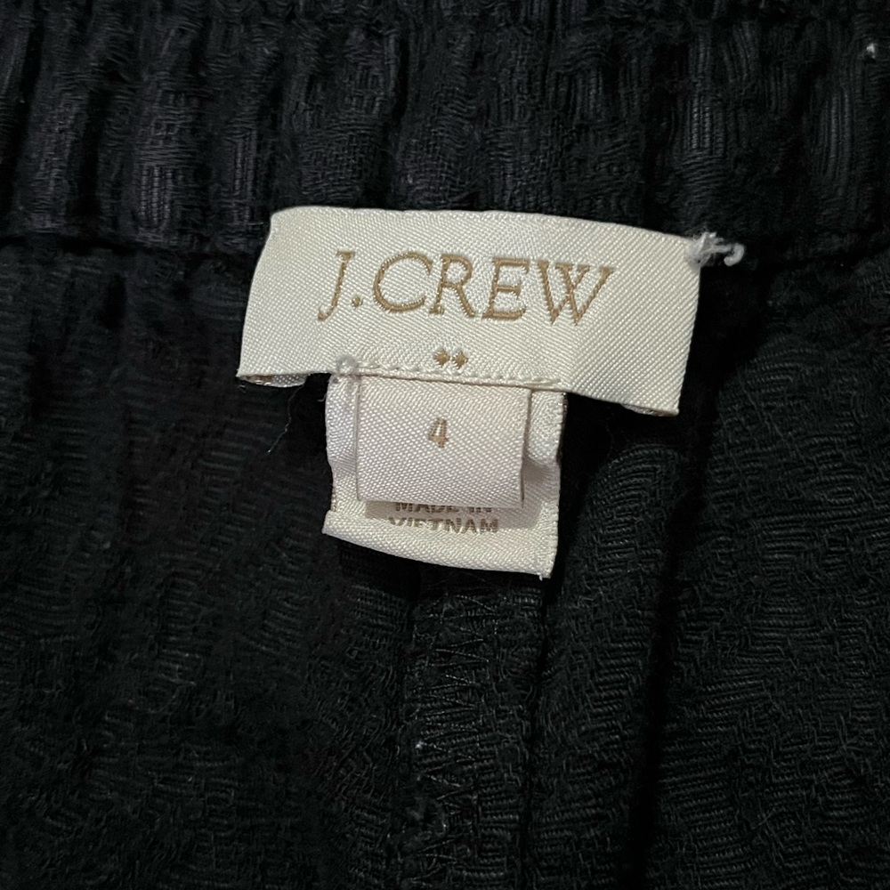 J Crew shorts size 4 - Picture 2 of 3